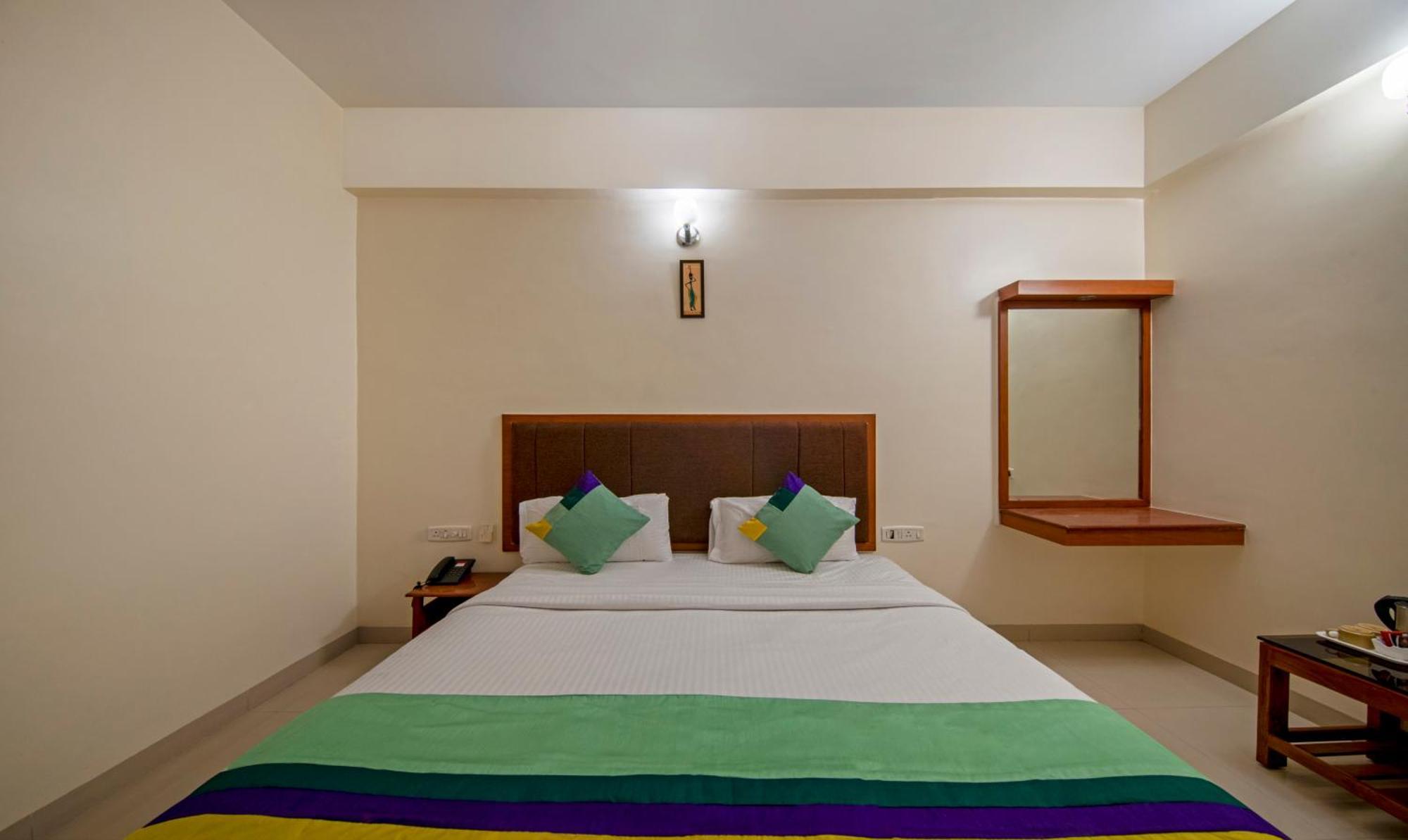 Treebo Sam Residency Hotel Coimbatore Bagian luar foto